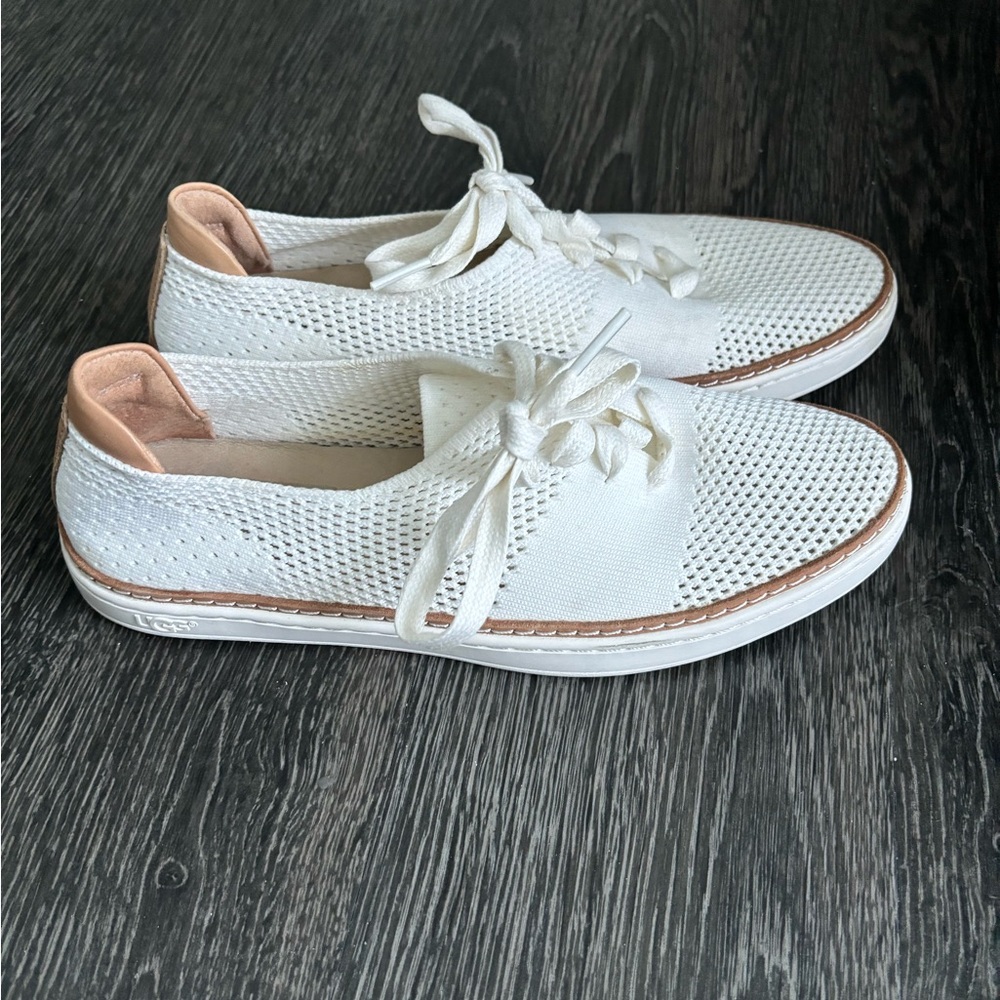 UGG sneakers knit size 7